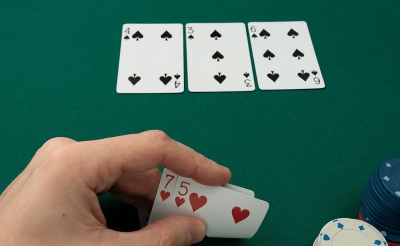 Bài rác trong Poker là gì