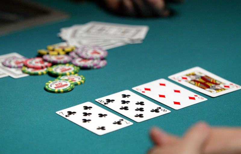 Chi tiết cách chơi Poker 5 lá Vuabai9 tân thủ cần nhớ rõ